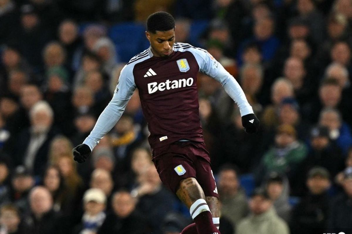 Silang Pendapat Internal Barcelona: Hansi Flick dan Manajemen Terpecah Soal Transfer Marcus Rashford