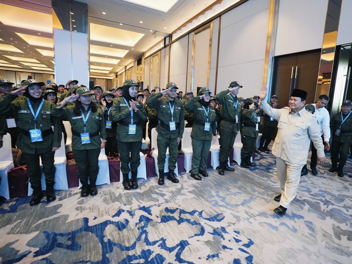 Arahan Presiden Prabowo kepada Guru Sekolah Rakyat: Bangun Harapan dan Kegembiraan di Hati Anak-anak