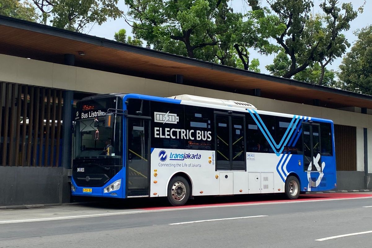 Informasi Terkini: Penyesuaian Layanan Transjakarta di Halte Manggarai dan Pasar Rumput Terkait Proyek LRT